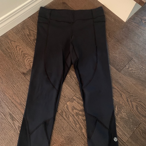 🍋Lululemon Crop Wet Dry Warm black leggings SZ 6 - Picture 4 of 7